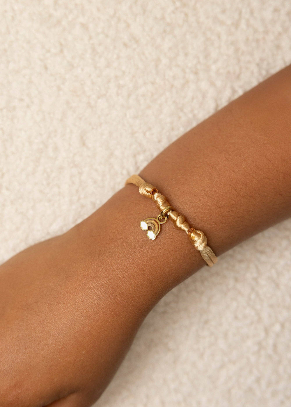 Fabrique Mon Bracelet - Pêche Douce: Soft Peach / Two Hoops ( 2 charms )